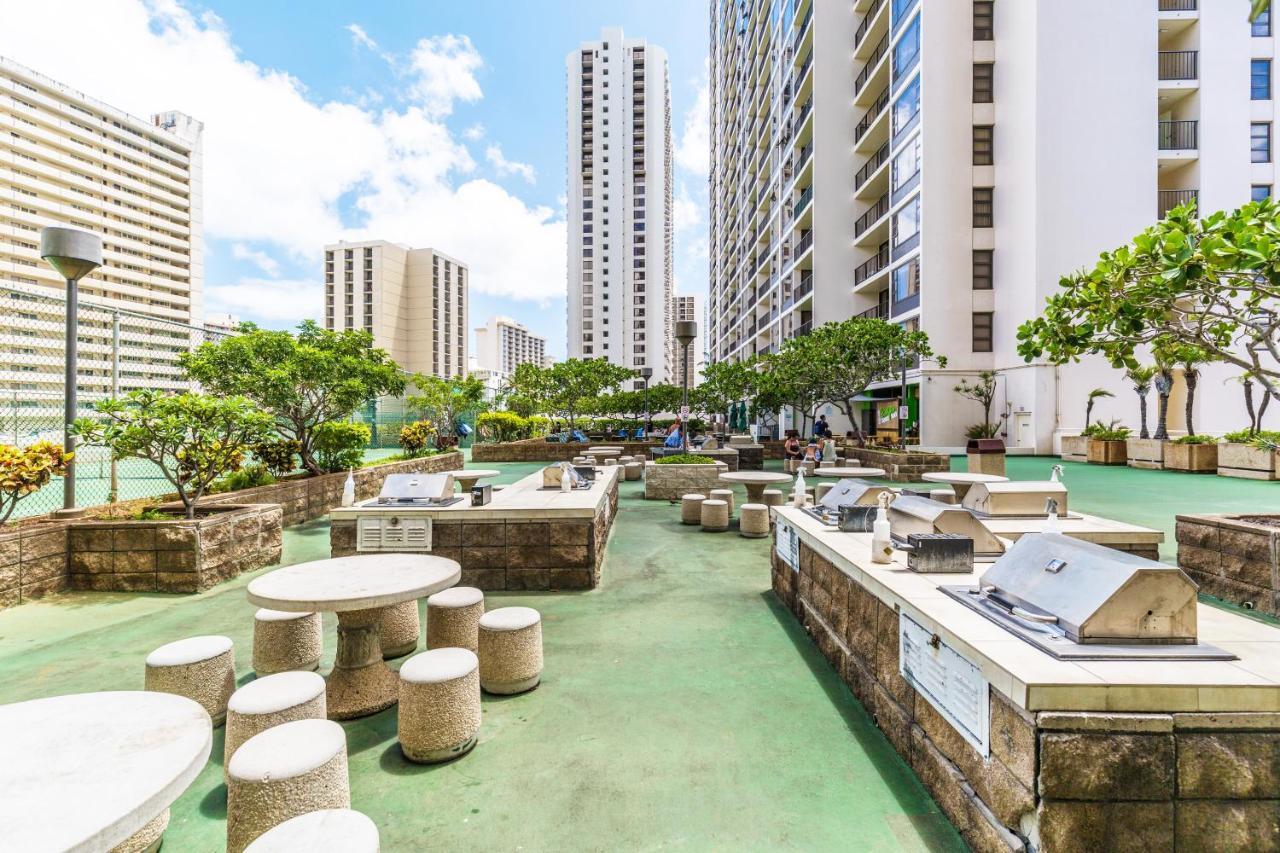 Tropical Bliss, Mountain View Condo Near Waikiki Beach With Free Parking Honolulu Exterior foto